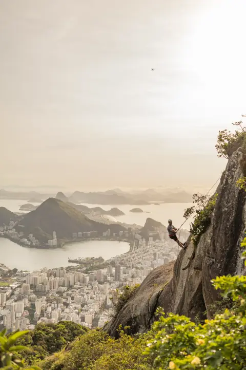 Danilo escalando no Rio de Janeiro