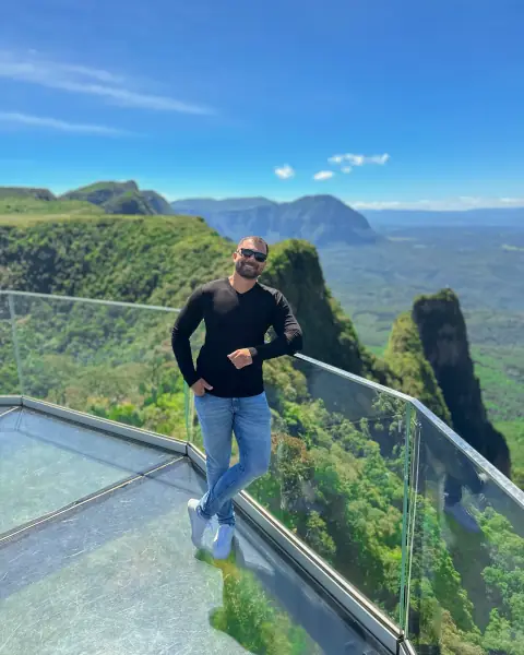 Danilo no Skyglass de Urubici